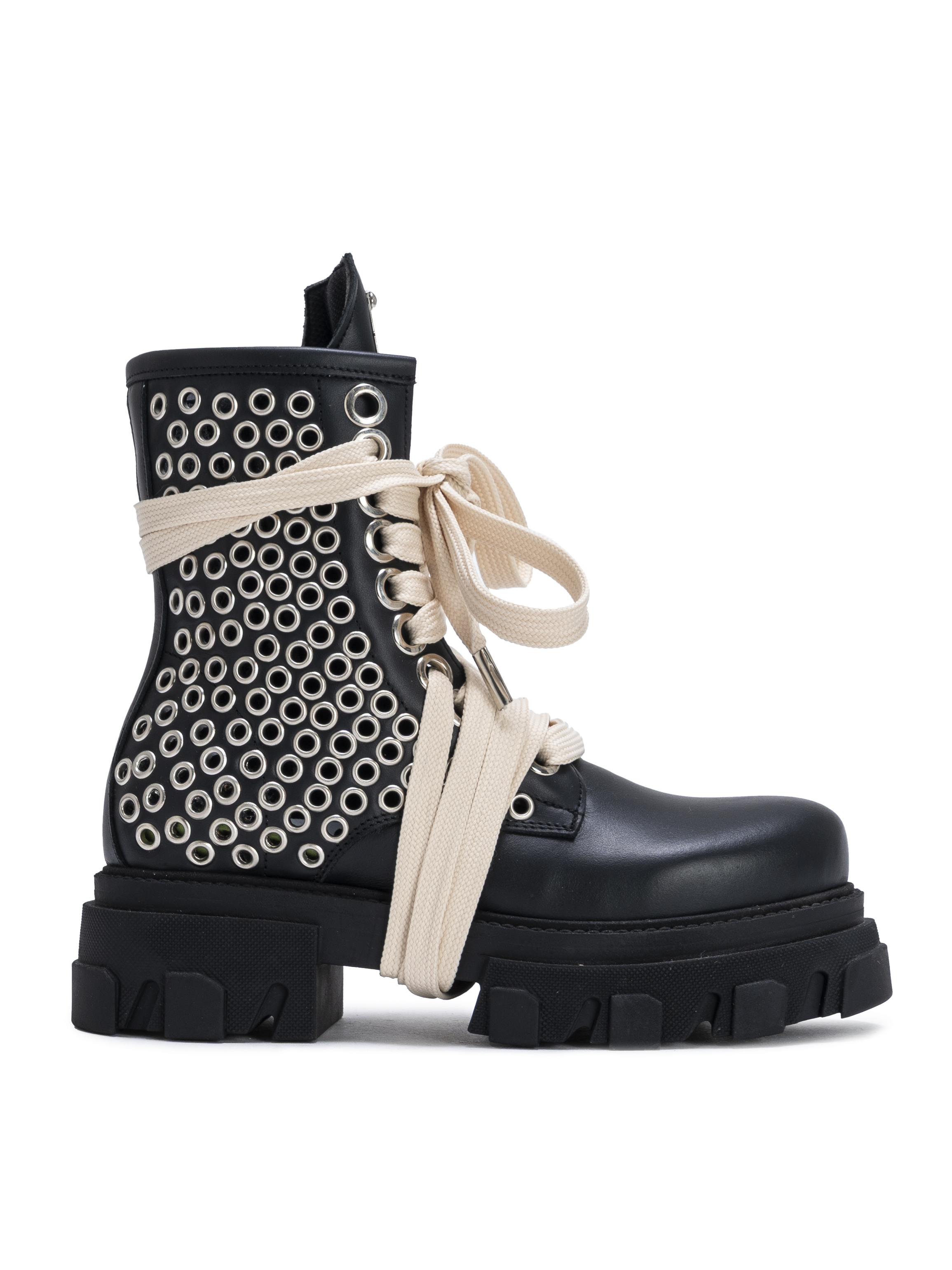STARBOOT DOMINION – Black Silver Eyelets