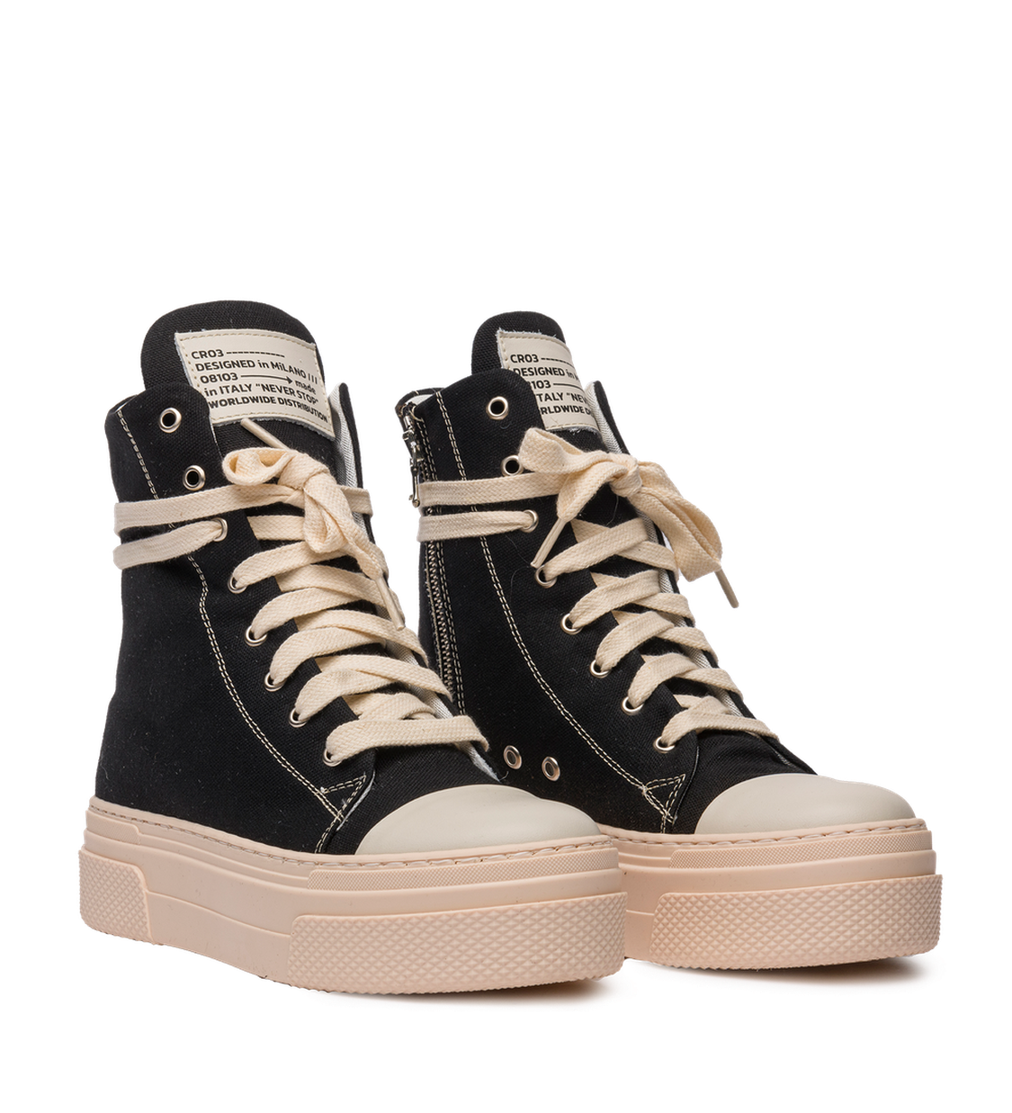 Calipso-Classic-Black-Canvas-2_2_243f5b0c-e7f7-4f9b-b566-b2fdab436b39.png