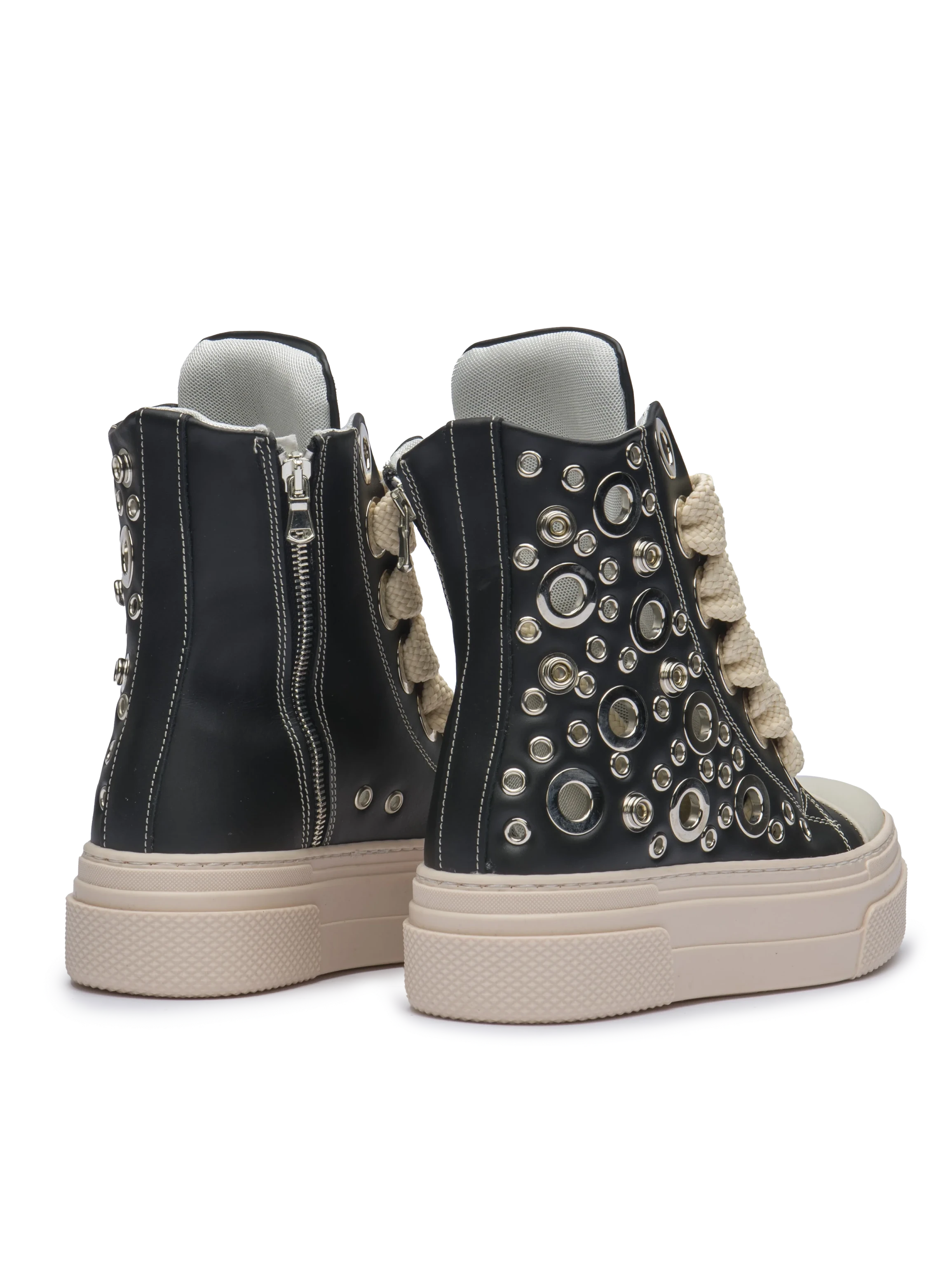 CALIPSO 300 – Black Chrome