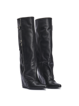VELAR – Black Leather
